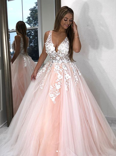 Styles-for-Prom-Dresses-02